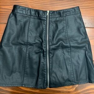 Forever 21 faux leather black miniskirt